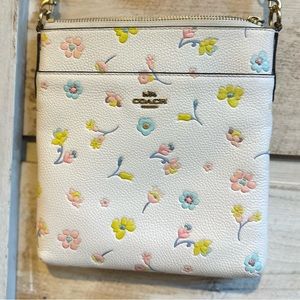Coach floral kitt messenger crossbody purse